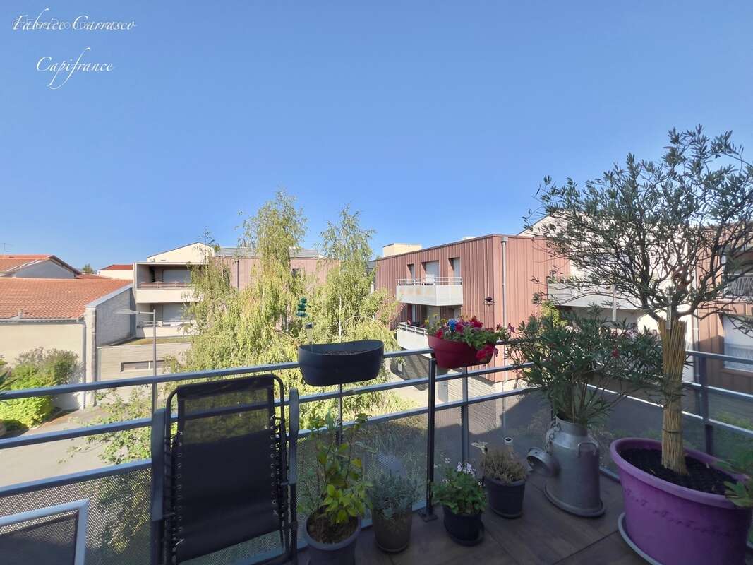 Appartement à vendre 3 pièces (63) T3 de 67,60 m² à Aulnat résidence récente et sécurisée - photo 17