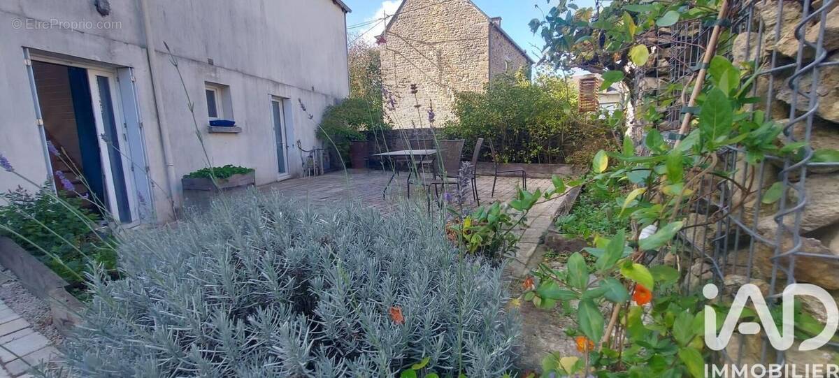 Photo 1 - Maison à LAMBALLE