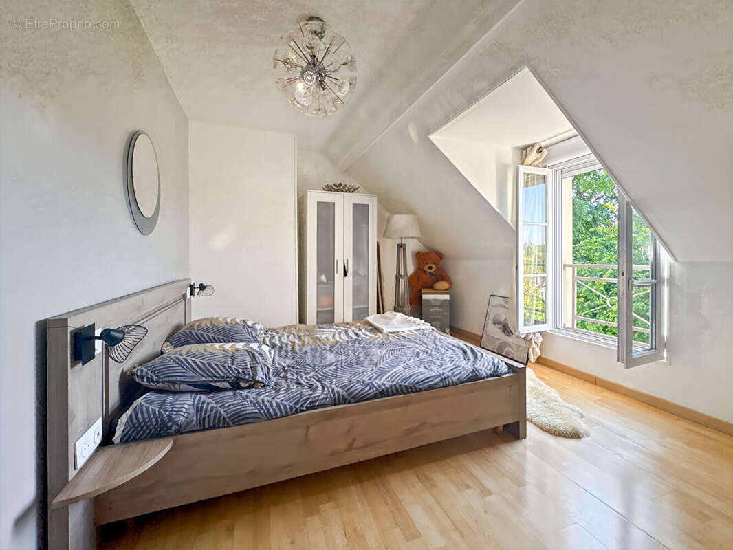 Maison à SAINT-CYR-EN-ARTHIES