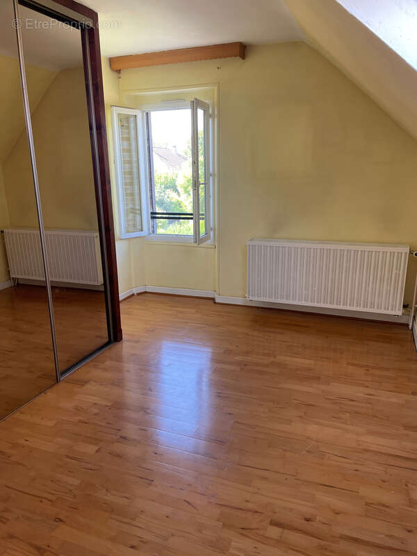 Maison la chapelle saint luc - photo 10