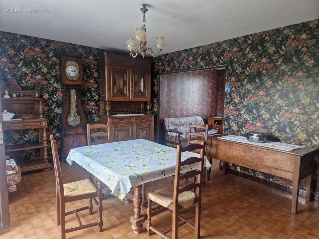 Photo 2 - Maison à BELLENAVES