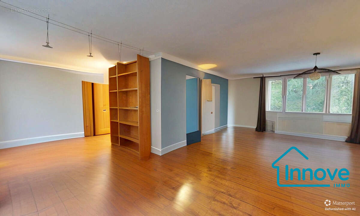 Appartement à LA CELLE-SAINT-CLOUD