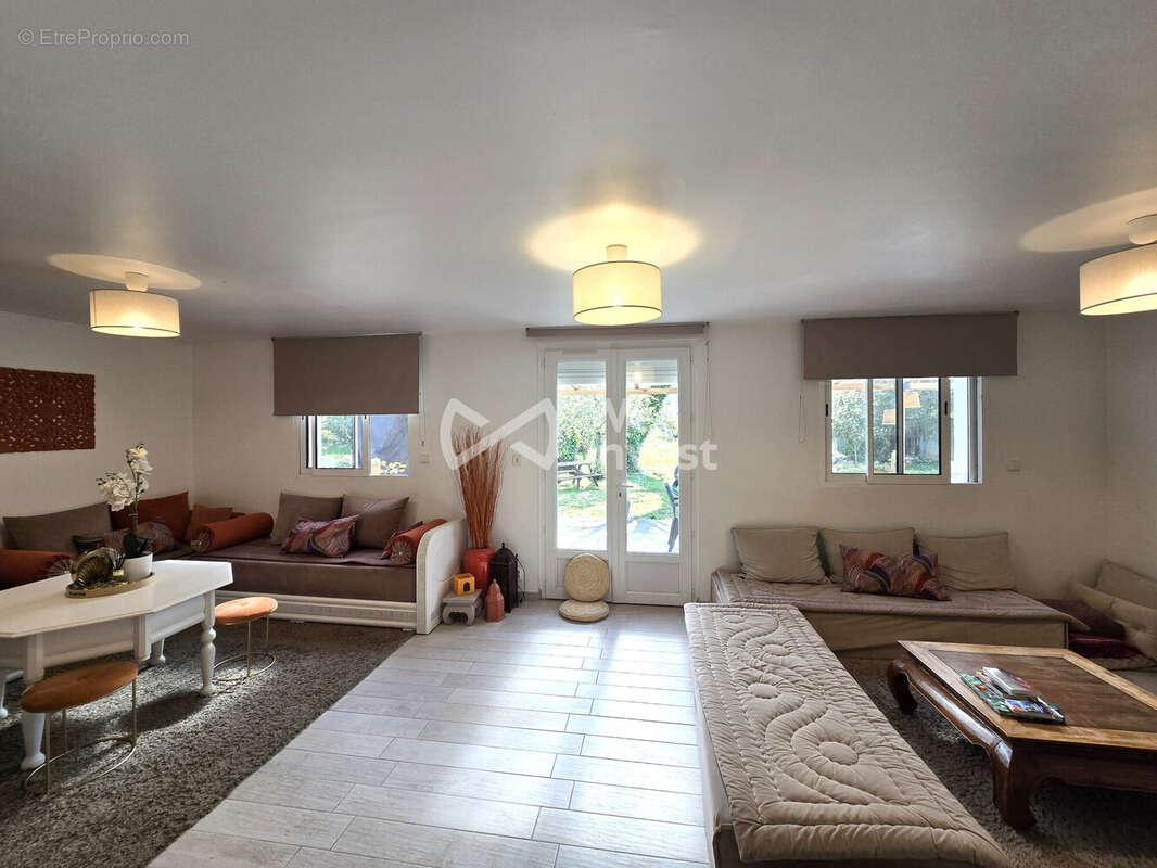 Maison à CASTELSARRASIN