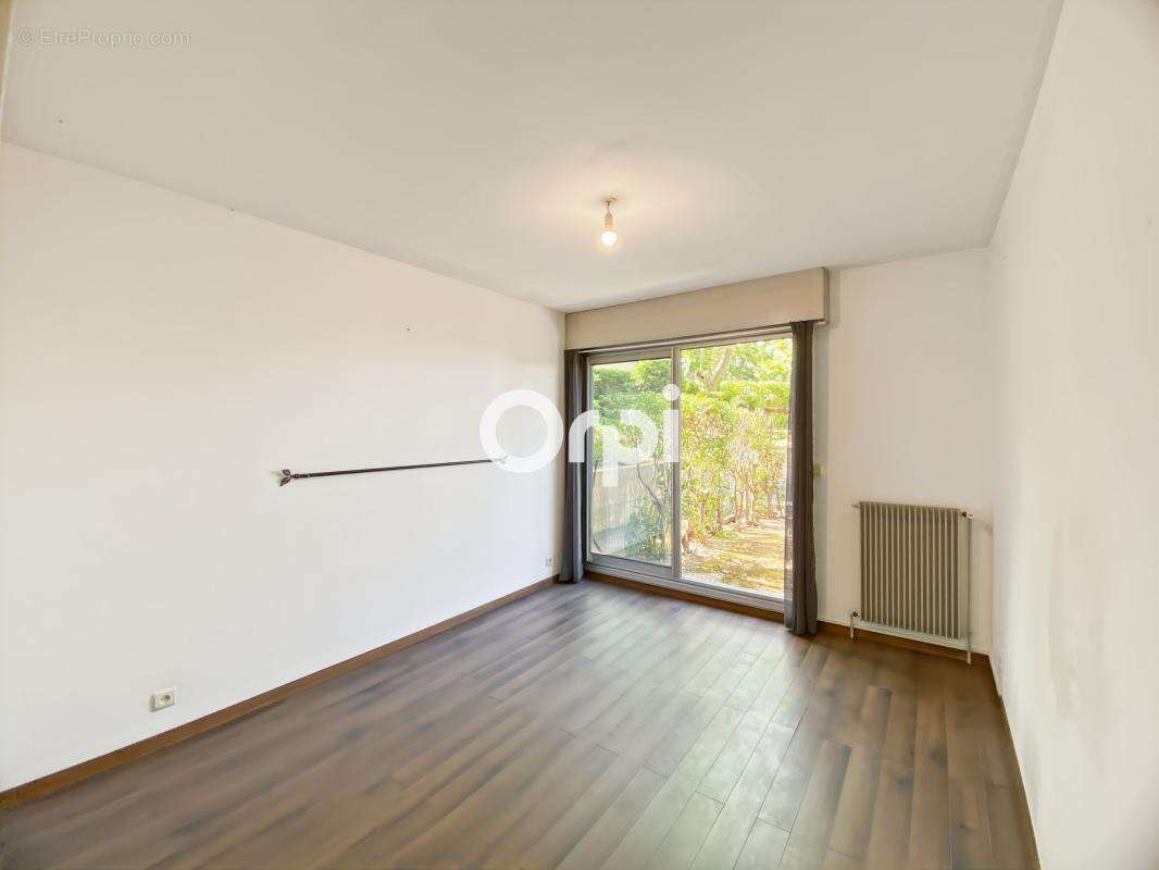 Appartement à MARSEILLE-9E