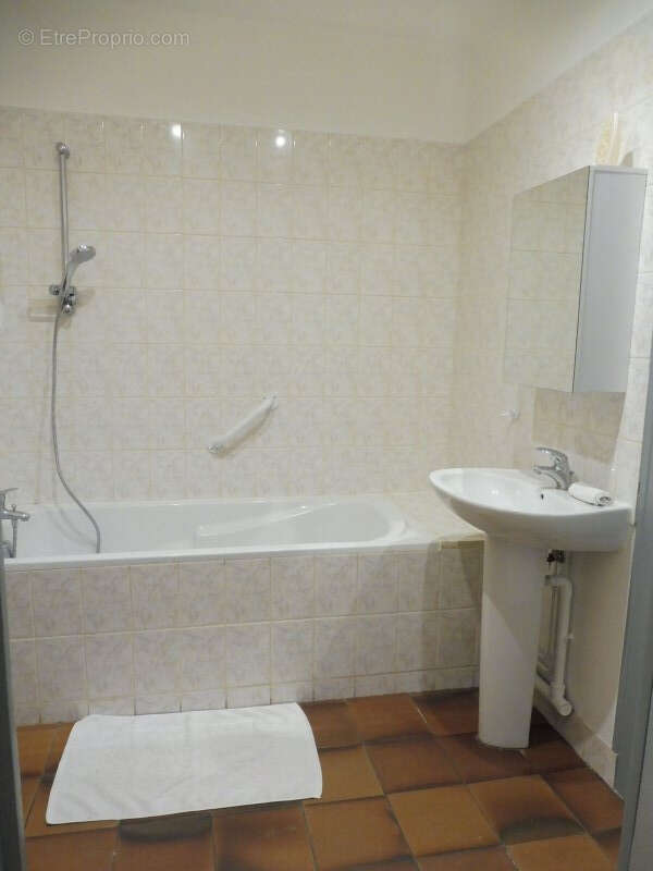Appartement à AUNEAU