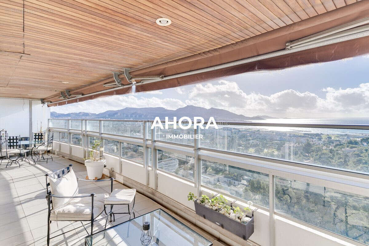 Appartement à MARSEILLE-8E