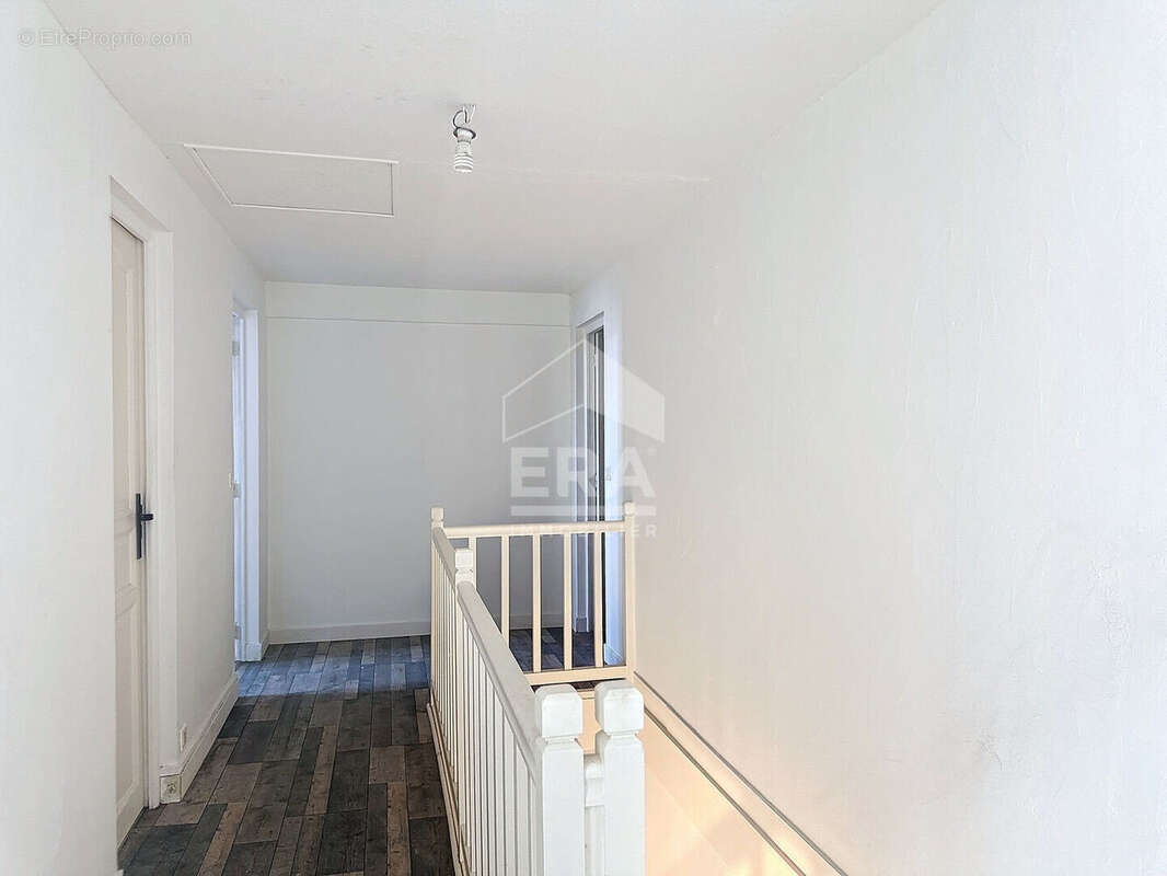 A vendre maison 6 pieces 172 m2 - photo 14