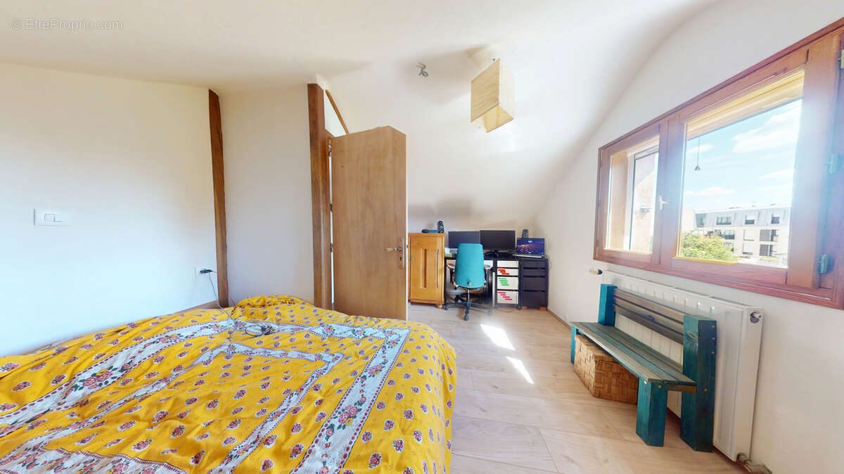 Maison à HOUILLES