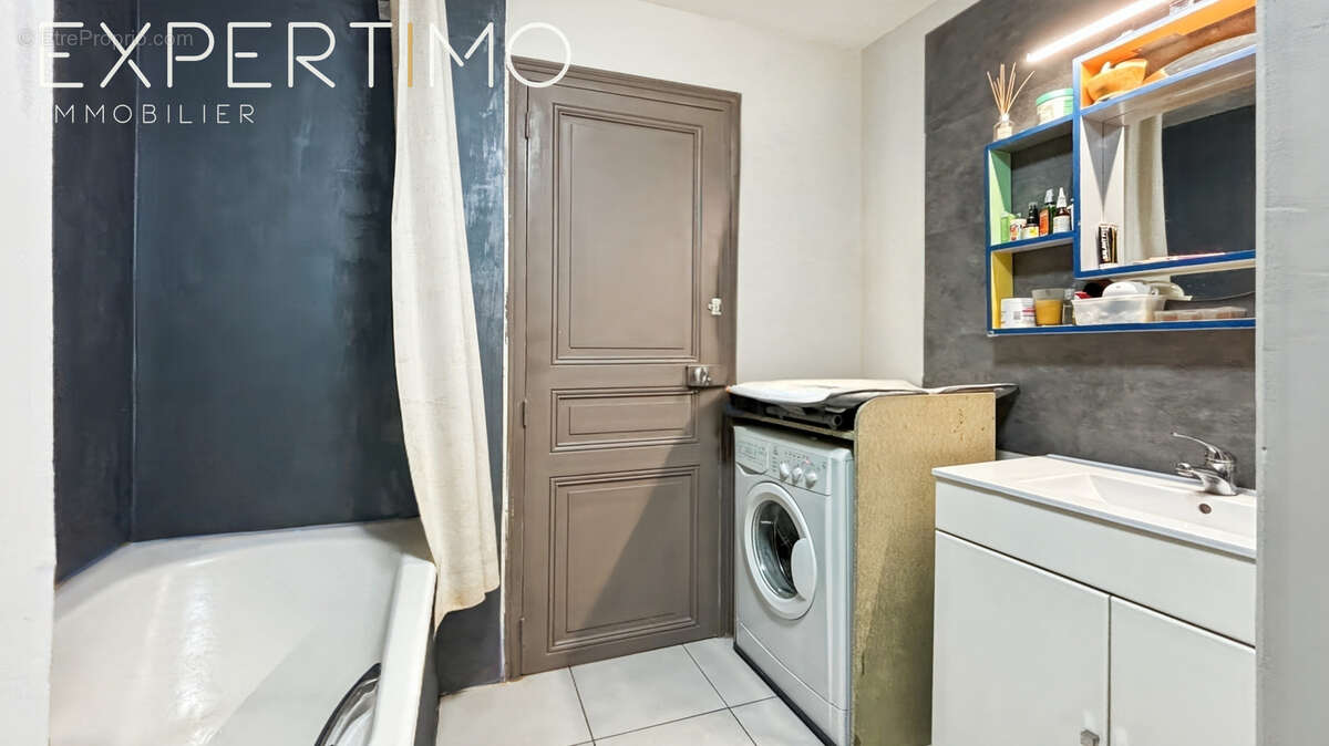 À vendre appartement 125 m2 proche centre-ville, 3 ch (possibilité 4), grand garage avec atelier - photo 6