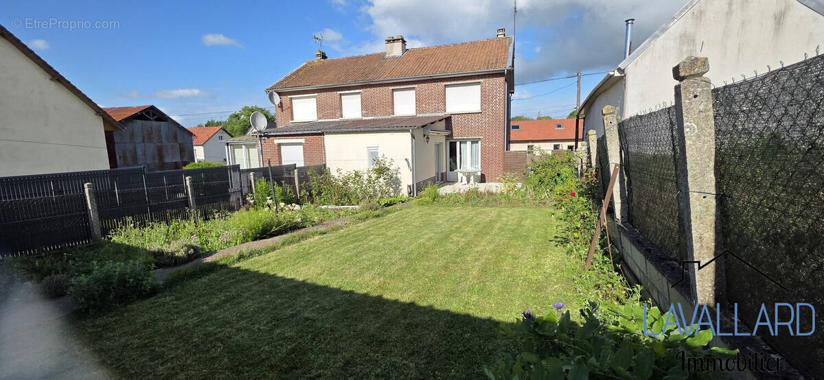 Maison à HERISSART