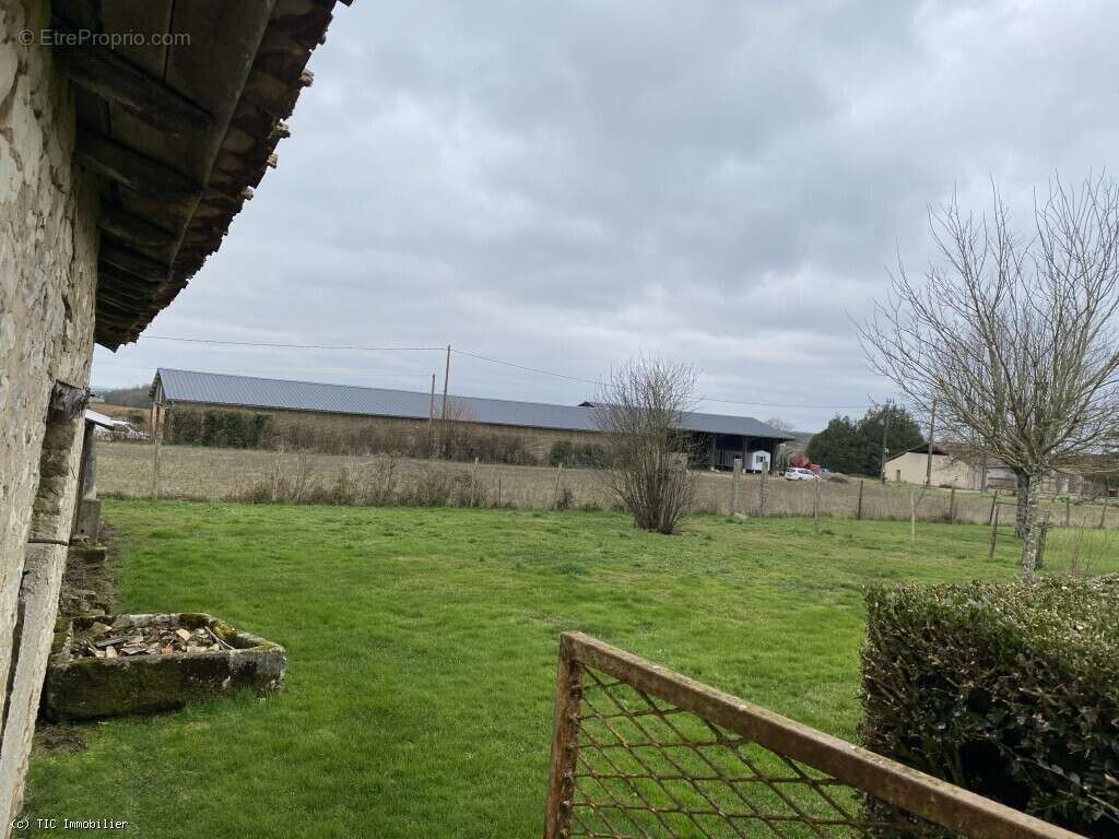 Maison à VILLEFAGNAN