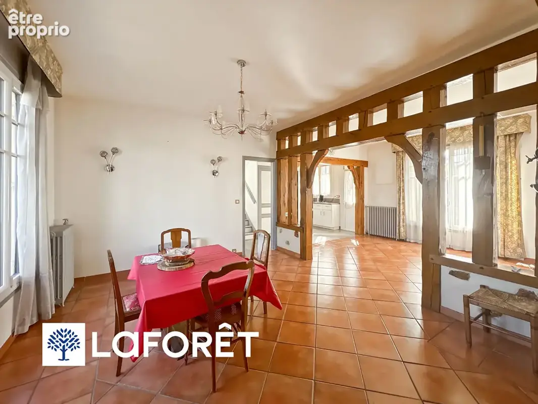 Maison 6 pièces à vendre à Sainte Geneviève des Bois Proximité gare commerces - Réf 11032 - photo 3