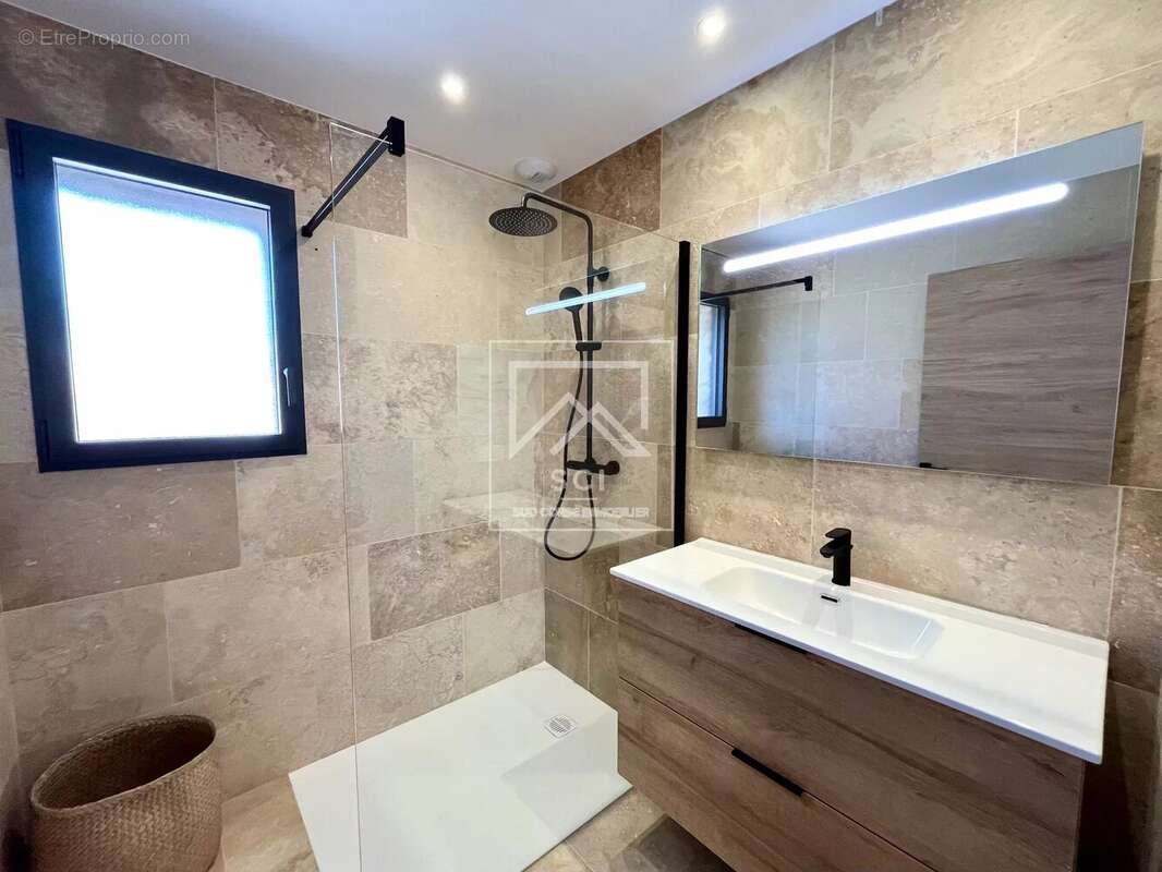 Maison à PORTO-VECCHIO