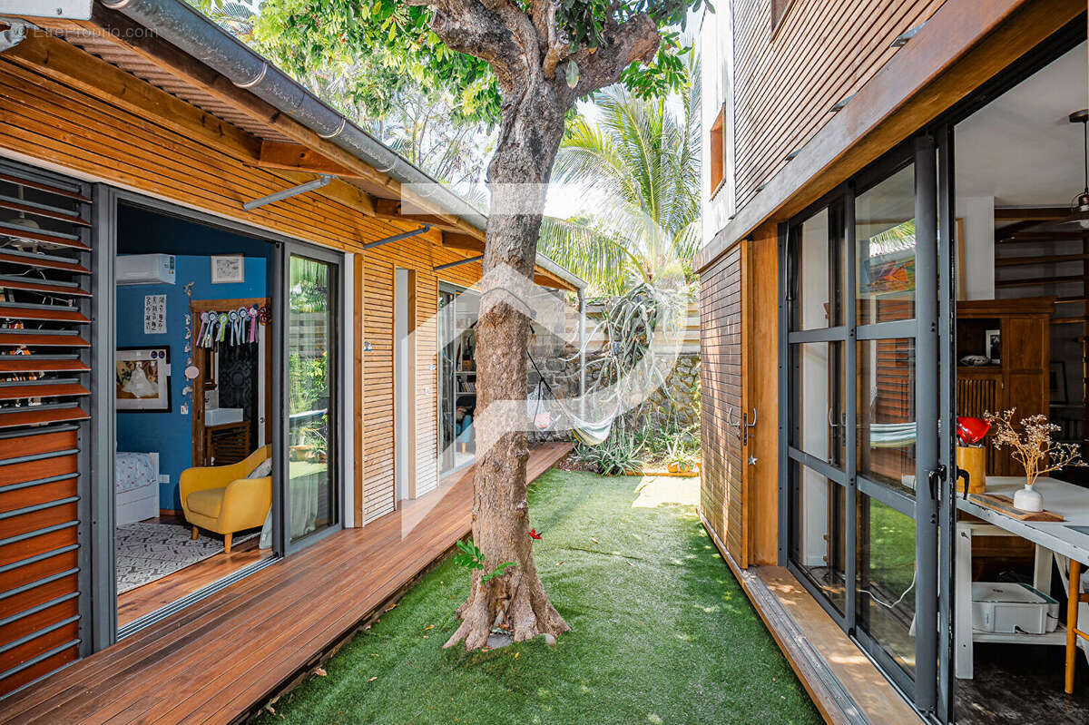 Maison à SAINT-PIERRE