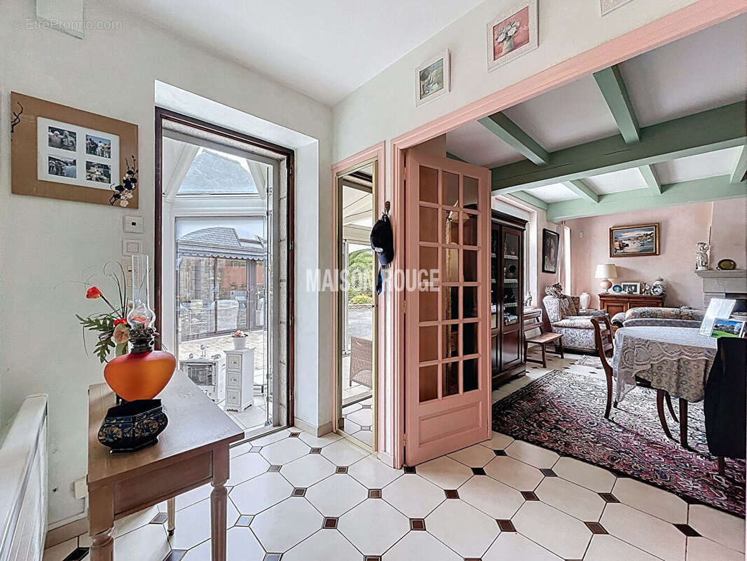 Ensemble immobilier - Piscine - TONQUEDEC - photo 4