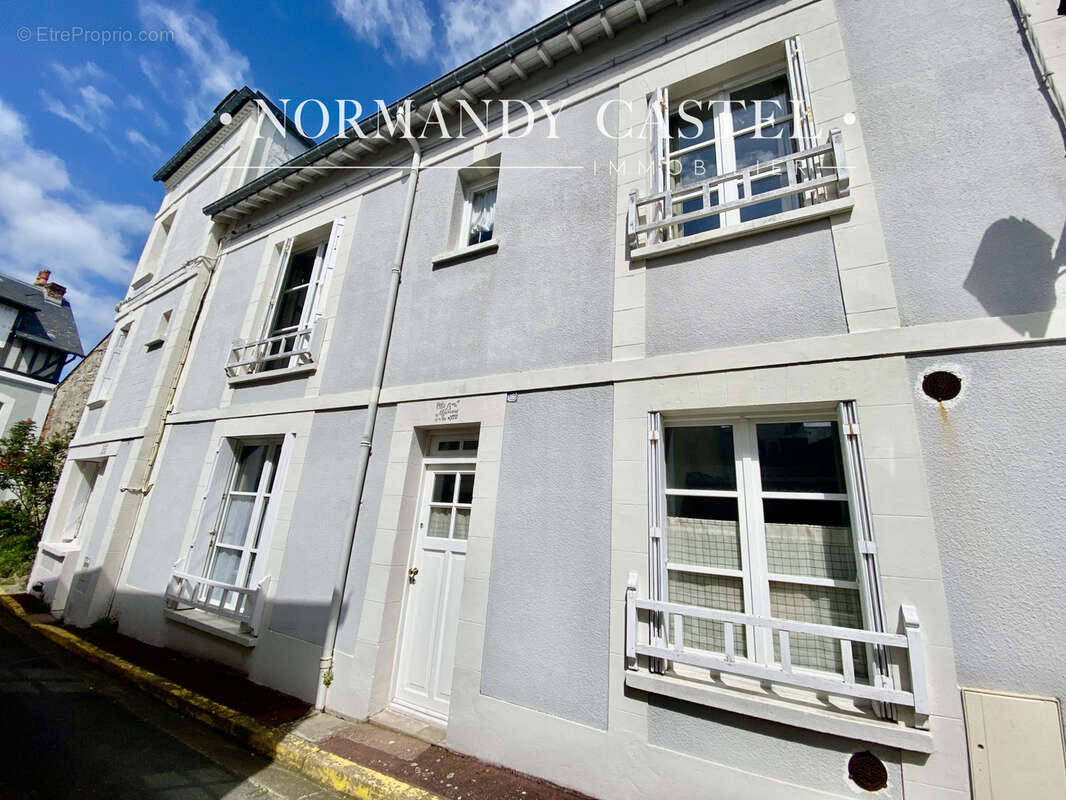 Maison à VILLERVILLE