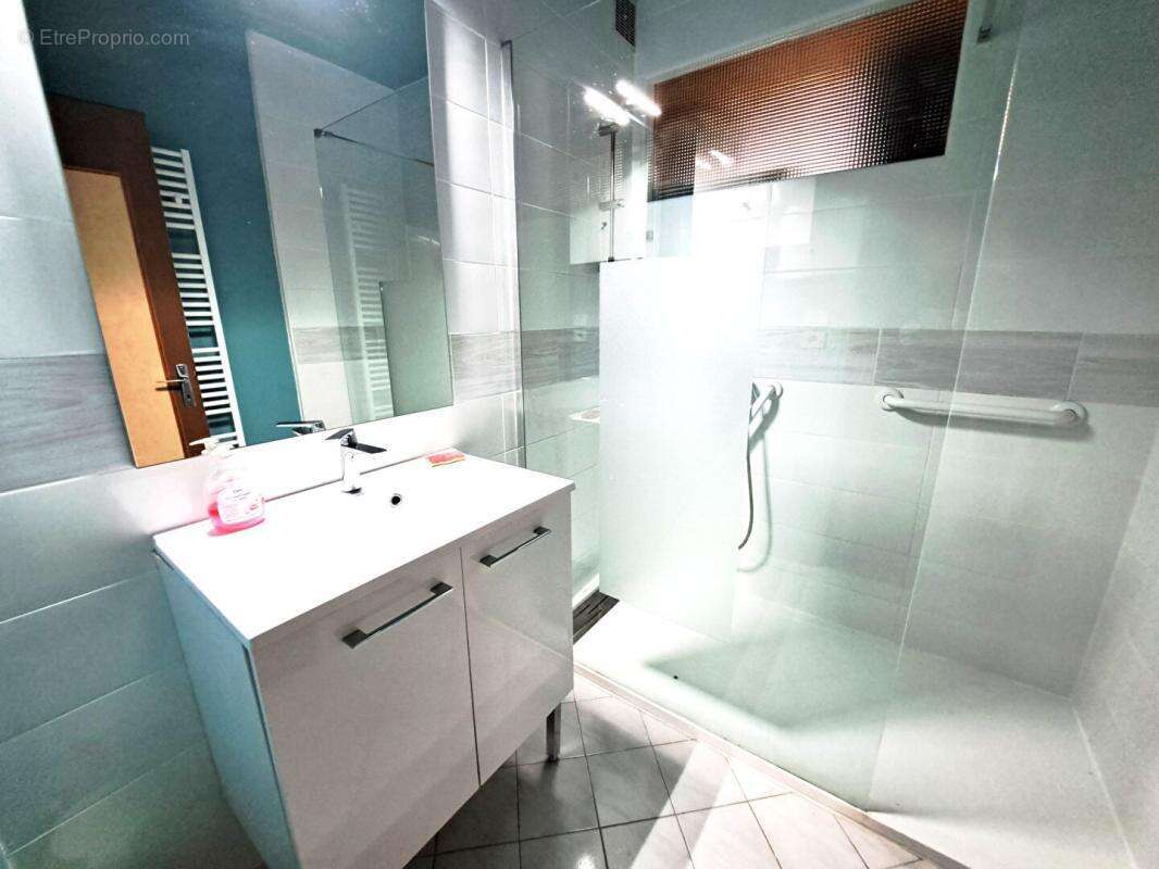 Maison de plain pied 110m2 - 4 chambres à Montignac Charente - photo 7