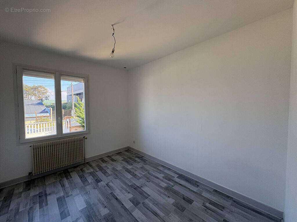 Maison à SAINT-MARCEL