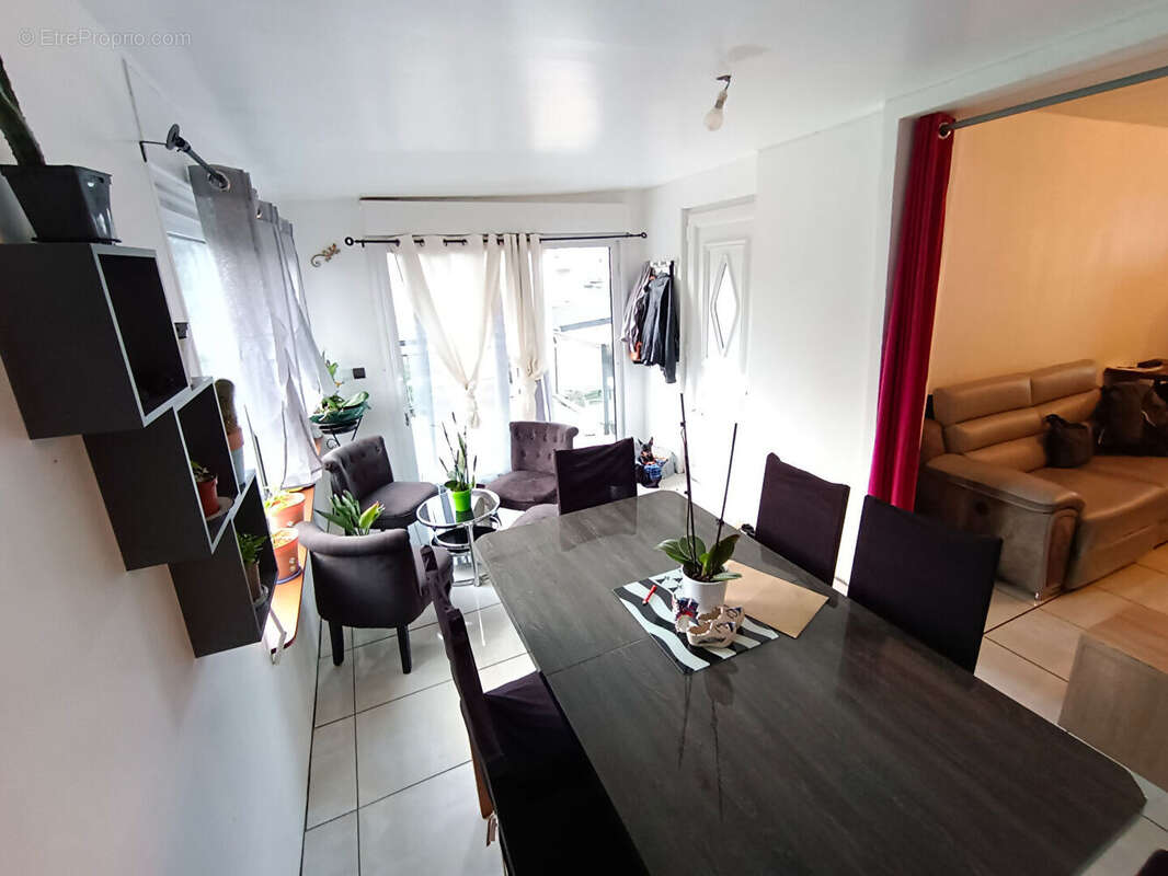 Immeuble 156m² à saint-martin-des-champs - photo 2