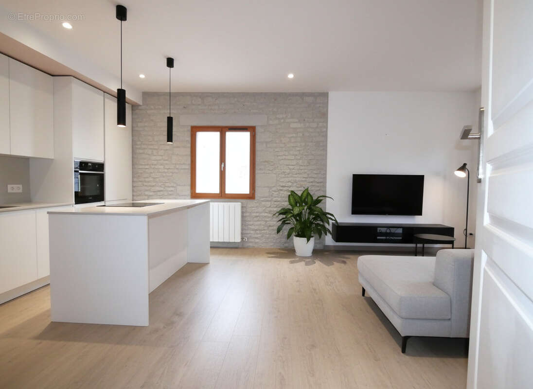 Maison à BENNECOURT