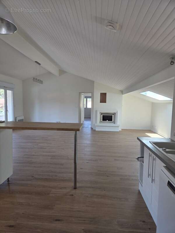Appartement à SAINT-ORENS-DE-GAMEVILLE