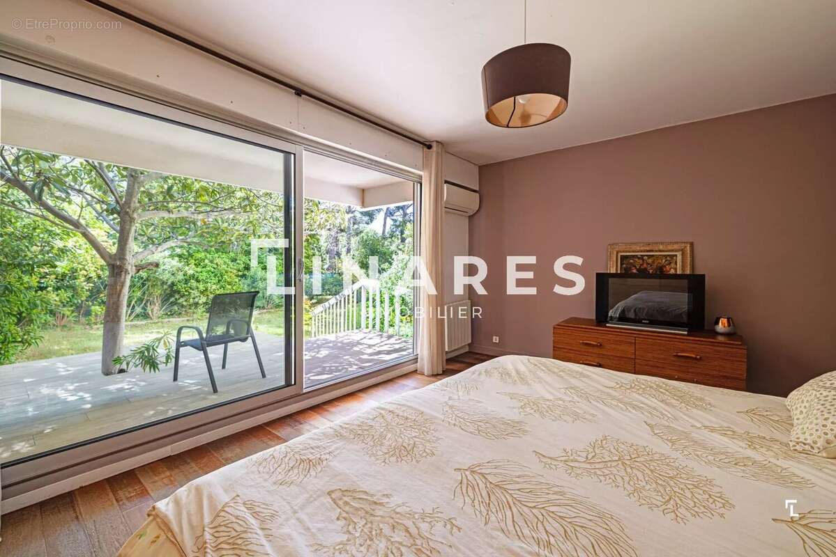 Appartement à MARSEILLE-9E