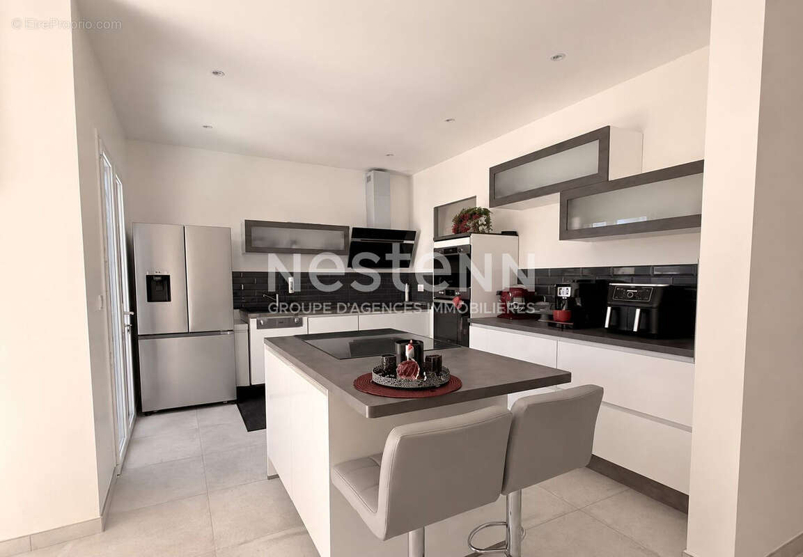 Villebarou - secteur Francillon - Maison plain-pied -  5 pièces - 4 chambres - tout accessible à pied - photo 5