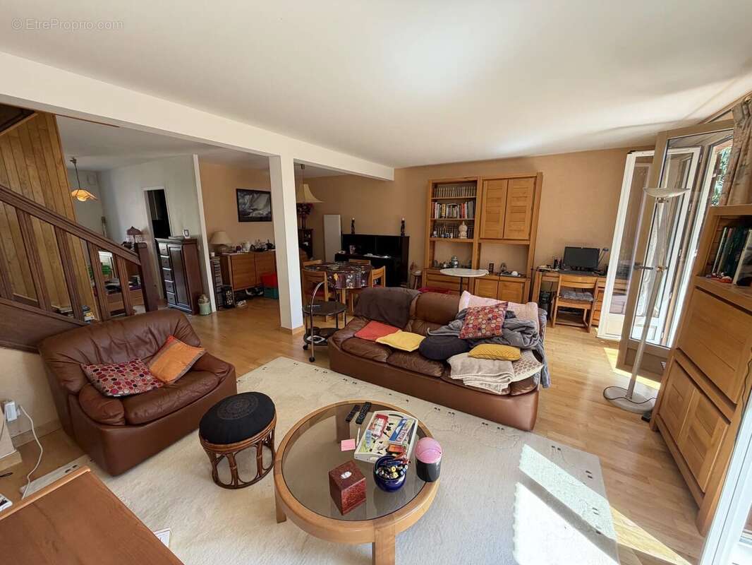 Maison de 7 Pièces à Fourqueux - photo 4