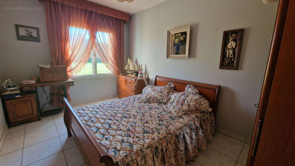 Maison à TALMONT-SAINT-HILAIRE