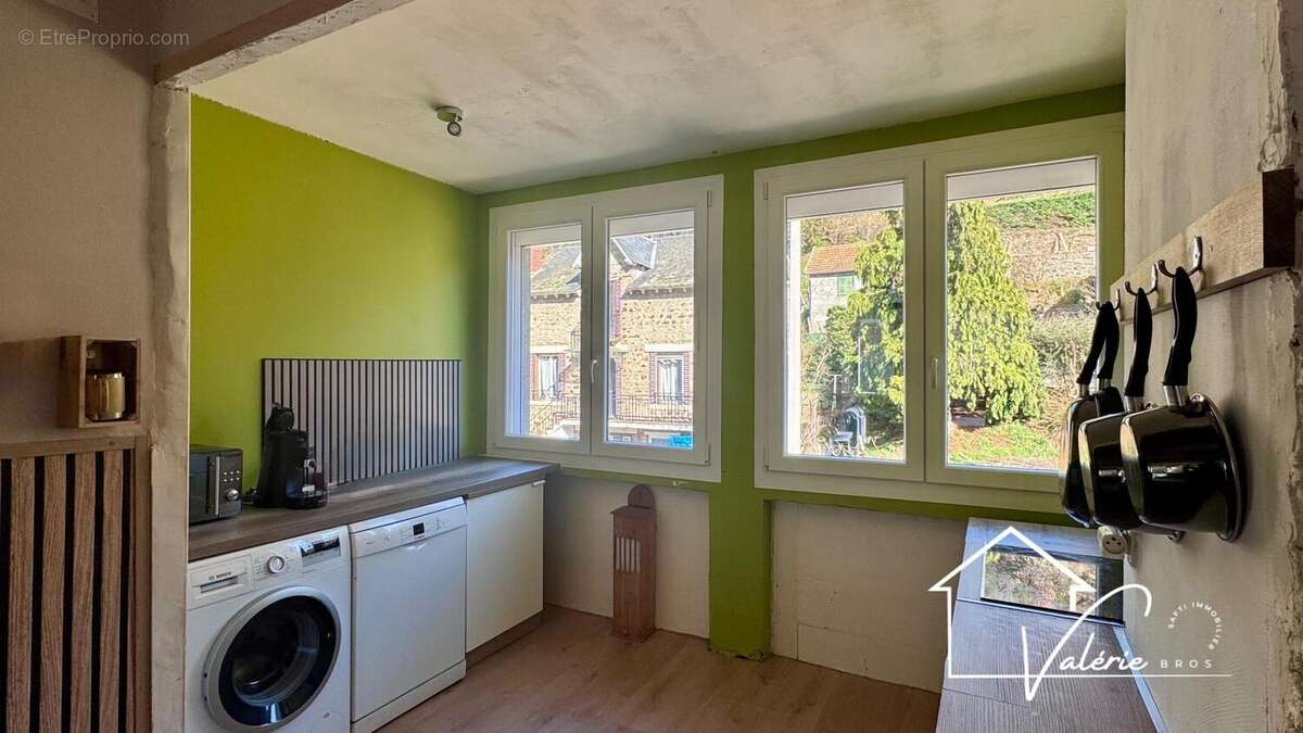 Photo 4 - Appartement à MASSIAC