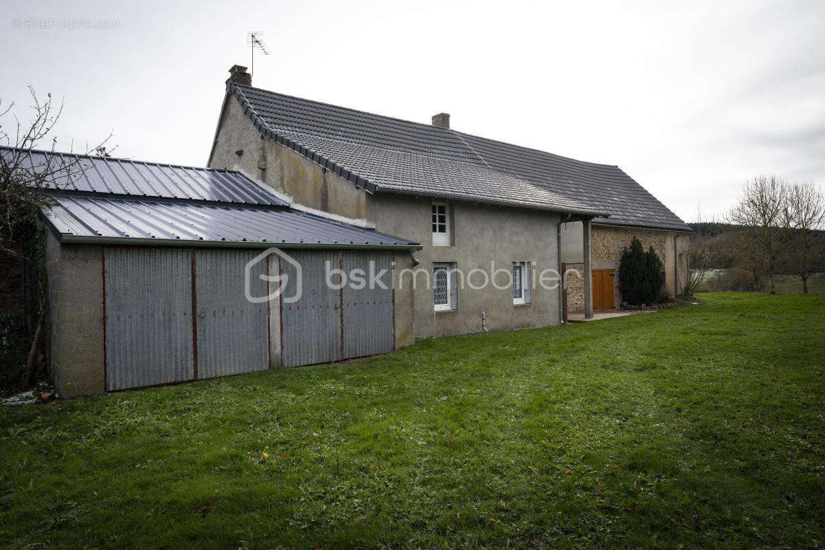 Maison à BLOT-L'EGLISE