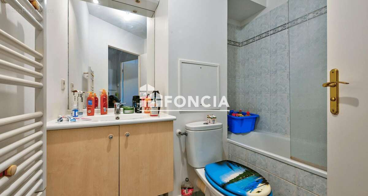 Appartement à FONTENAY-LE-FLEURY