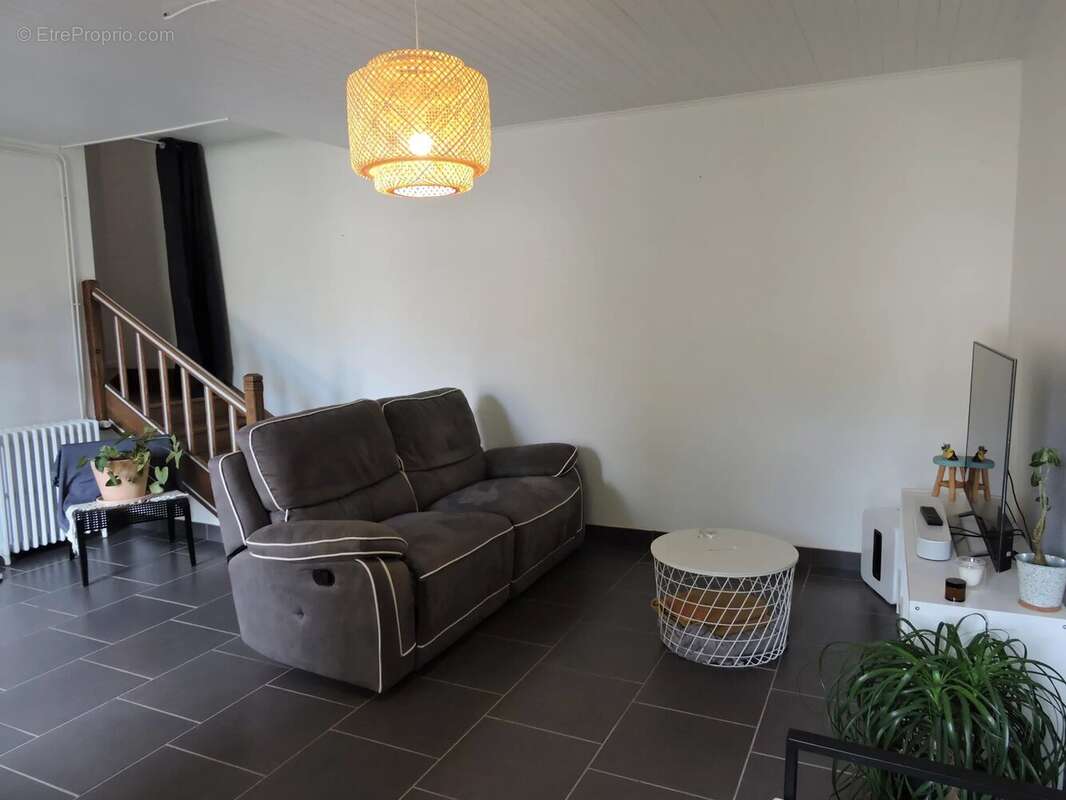 Maison de village prête à être aménagée - photo 15