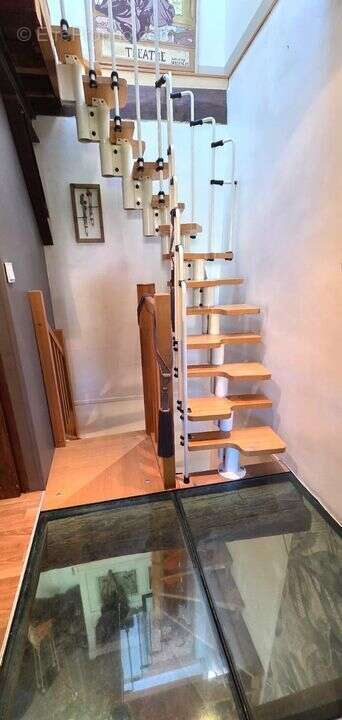 CUGES LES PINS-MAISON-A VENDRE T3-A VENDRE-TERRASSE-CAVE - Maison à CUGES-LES-PINS