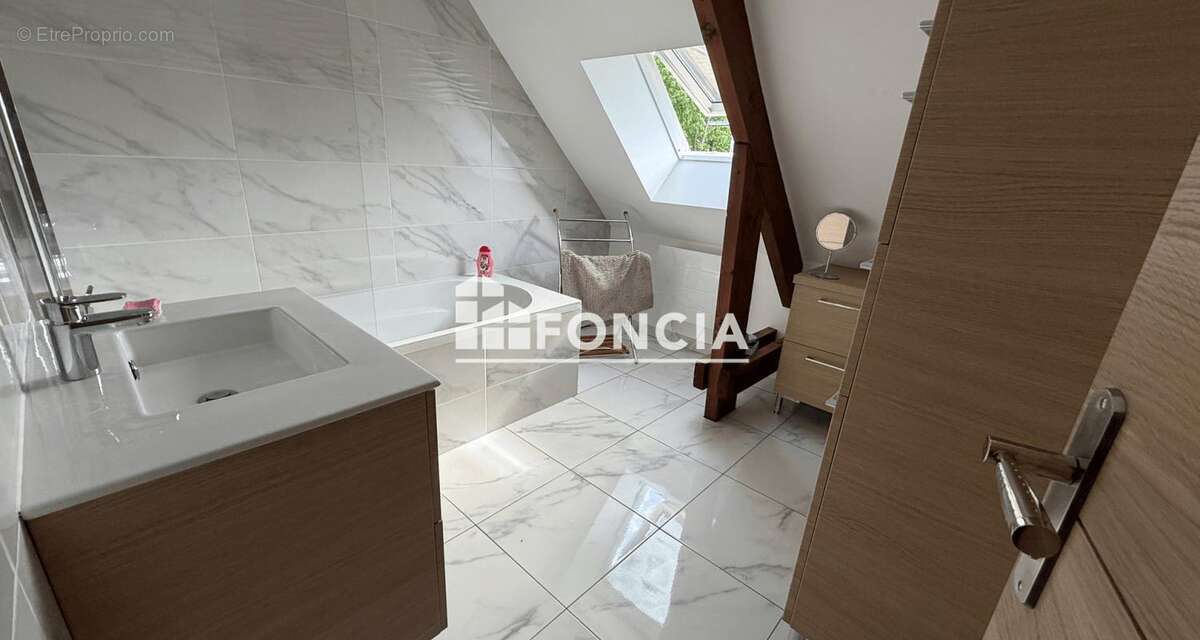Très belle maison de 5 chambres - photo 3