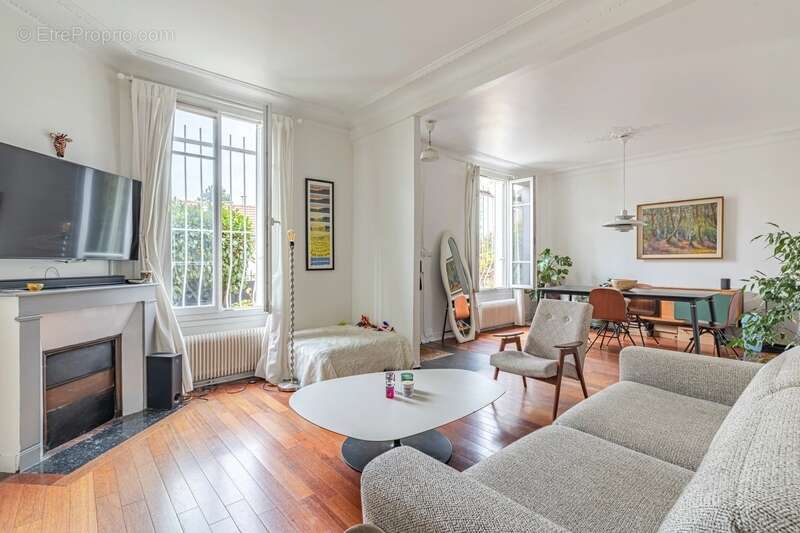 Appartement à BOIS-COLOMBES