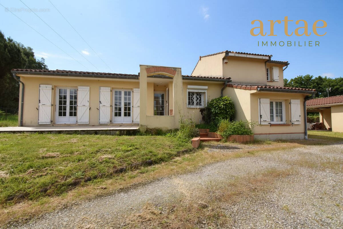 Maison à LAGARDELLE-SUR-LEZE
