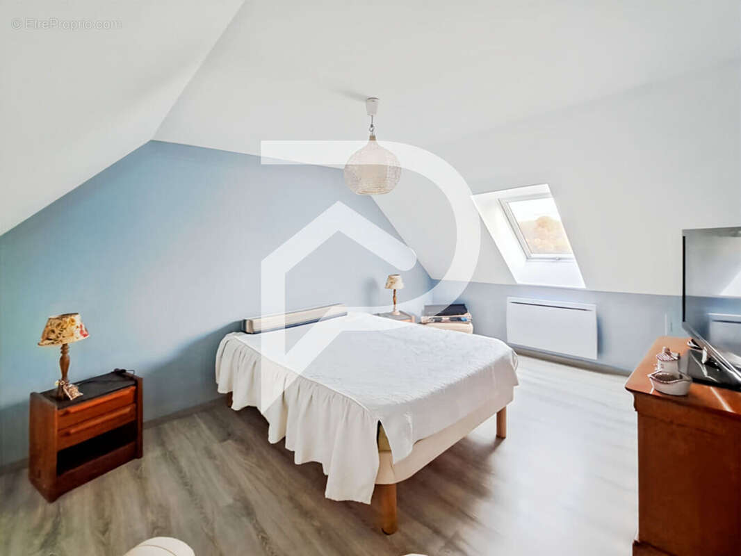 Maison à MILLY-SUR-THERAIN