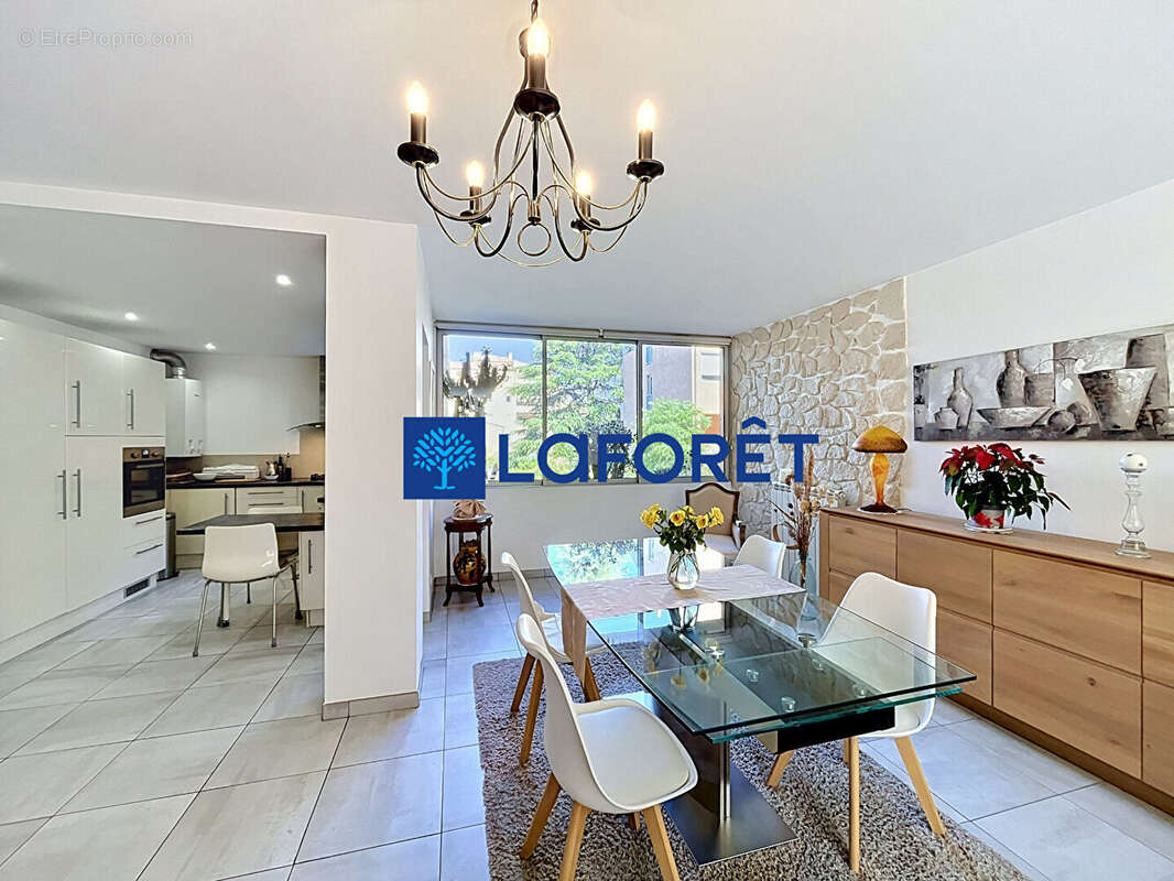 Appartement à LE PRADET