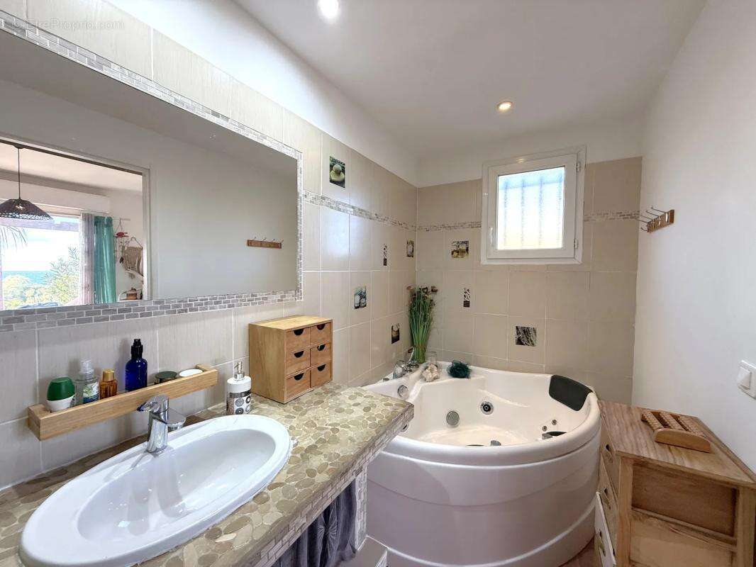 Maison à SARI-SOLENZARA