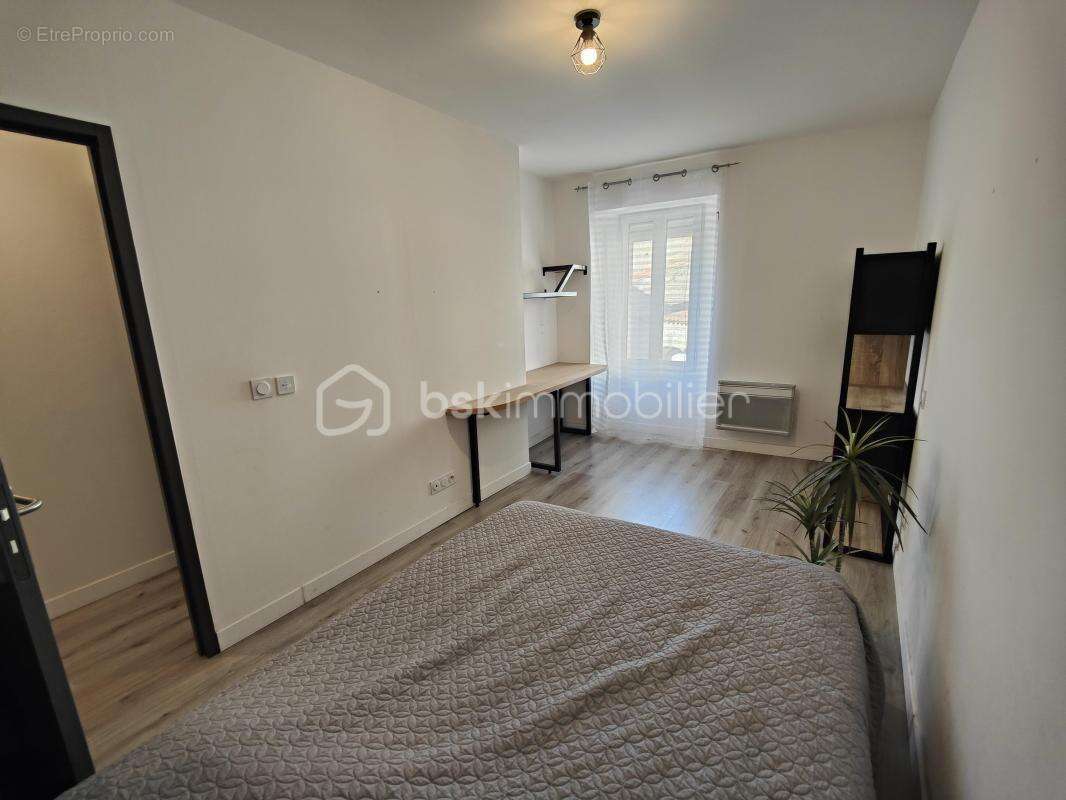 Maison à CONILHAC-CORBIERES