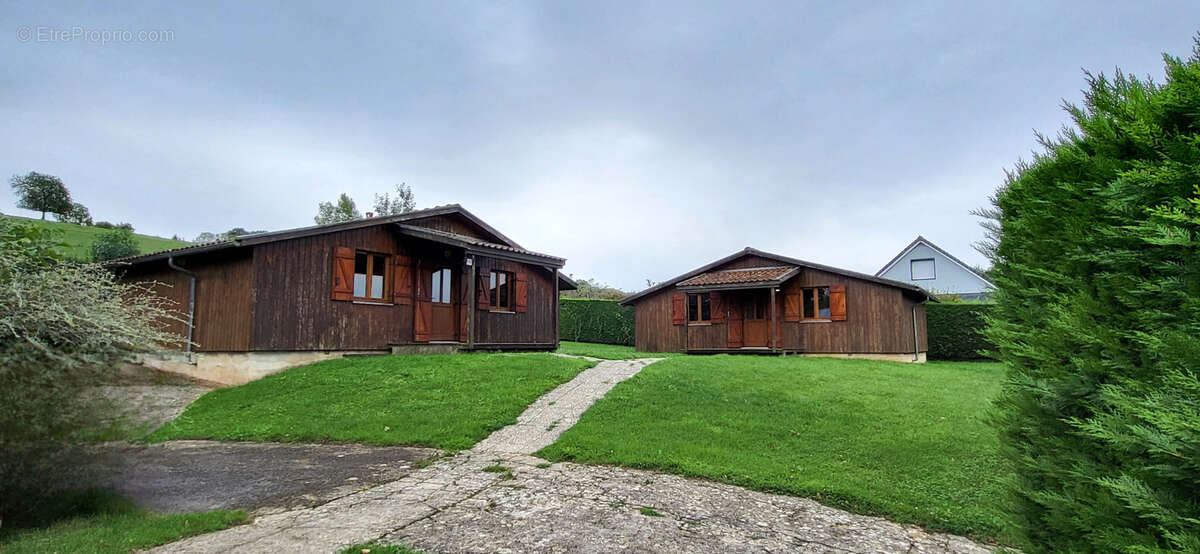 Maison à ISSANCOURT-ET-RUMEL