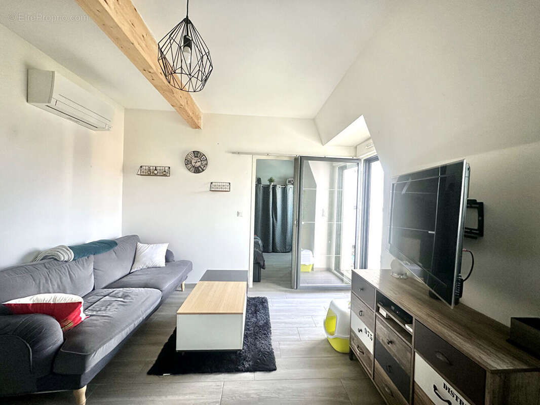Appartement à SARTROUVILLE