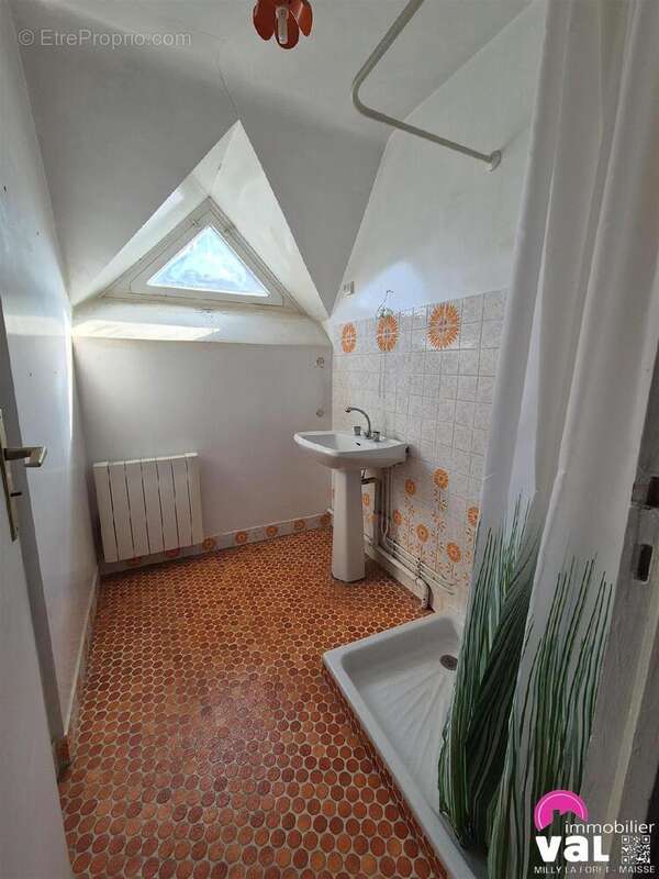 Maison à MILLY-LA-FORET