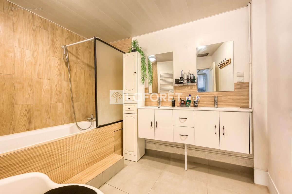 Appartement à PONTAULT-COMBAULT