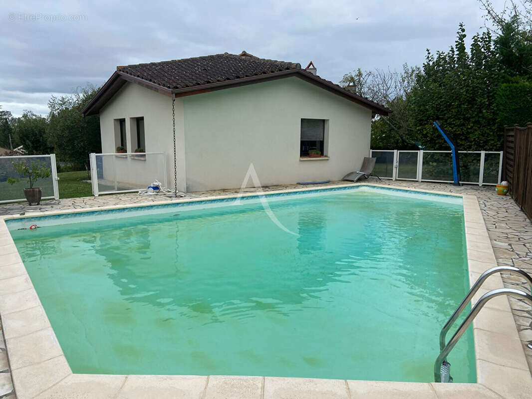 Maison à CASTELMAUROU