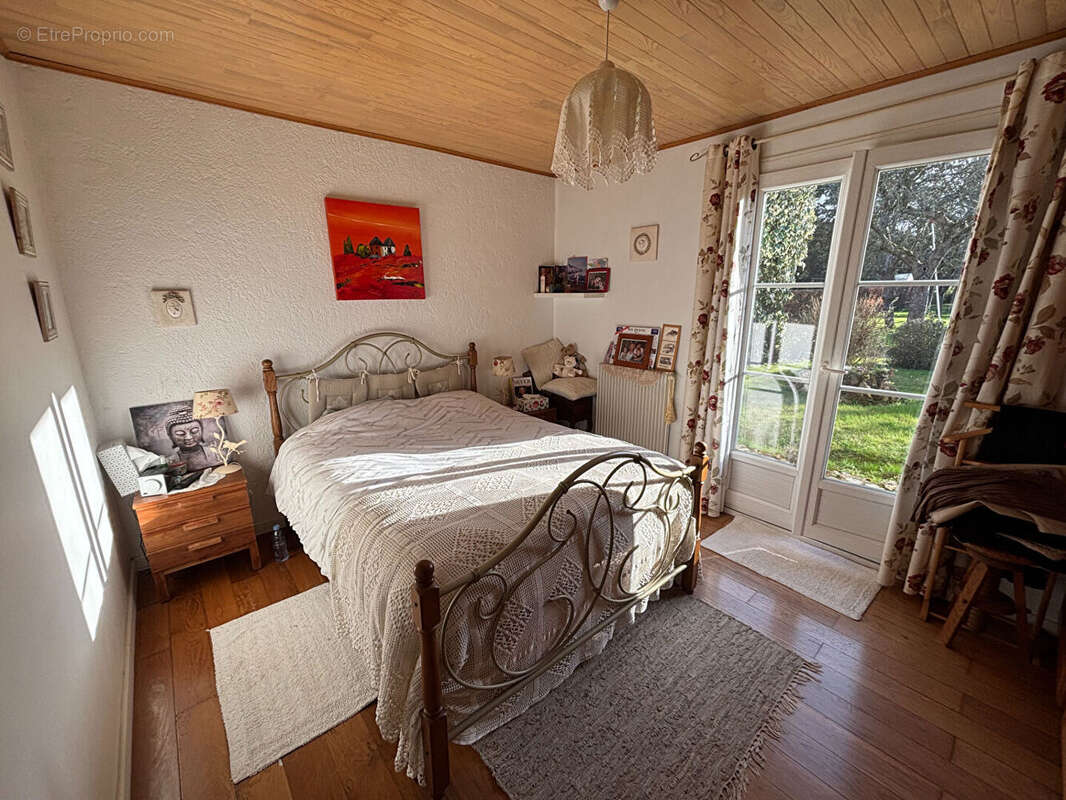 Maison à SAINTE-GENEVIEVE