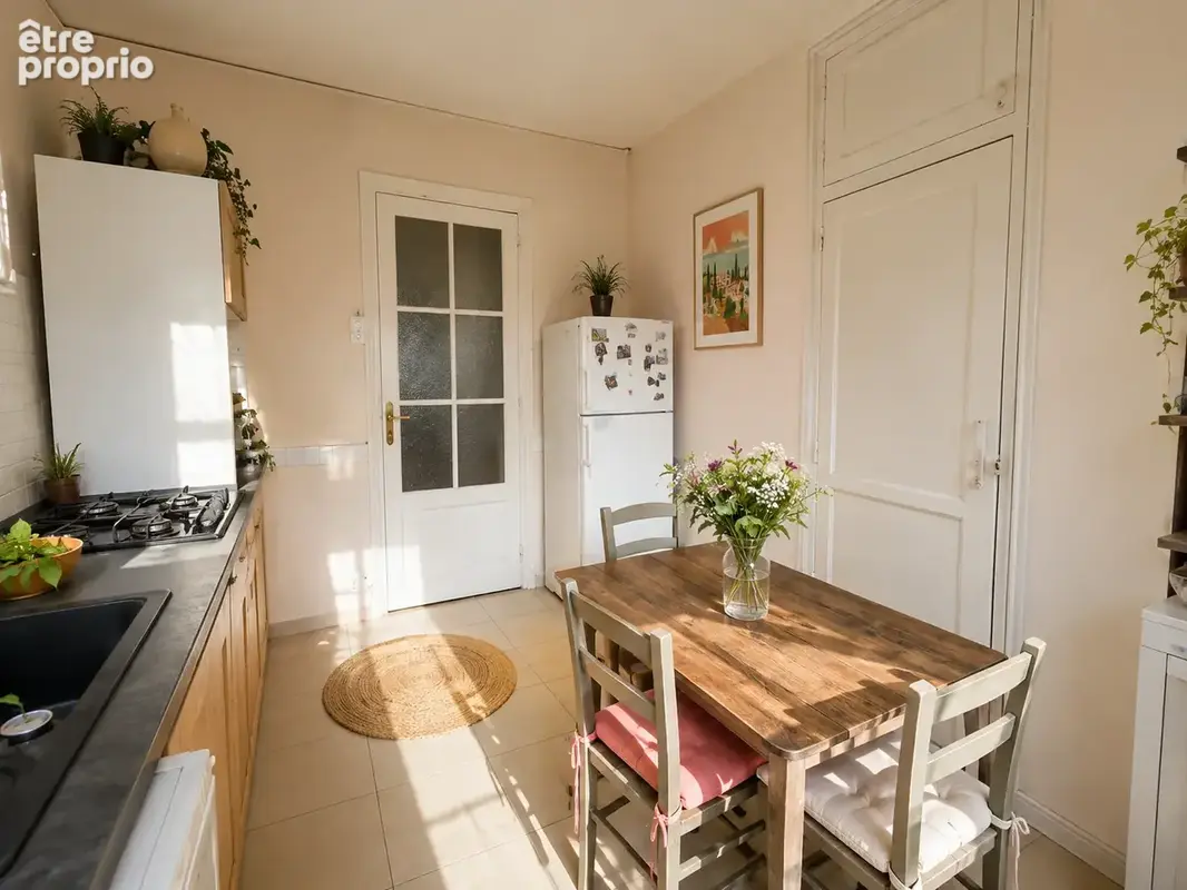 LILLE - CENTRE - Appartement T3 - photo 3