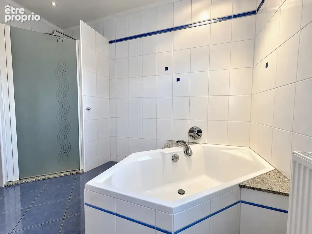 Belle maison 200 m2 4 chambres au calme - photo 8