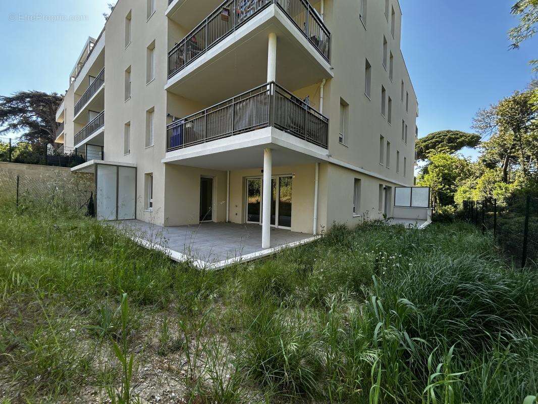 Appartement à MARSEILLE-9E